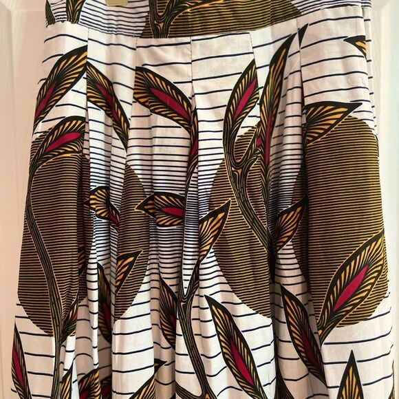 Francis + Benedict Brown and White Pleated A-Line Maxi Skirt - Picture 4 of 9